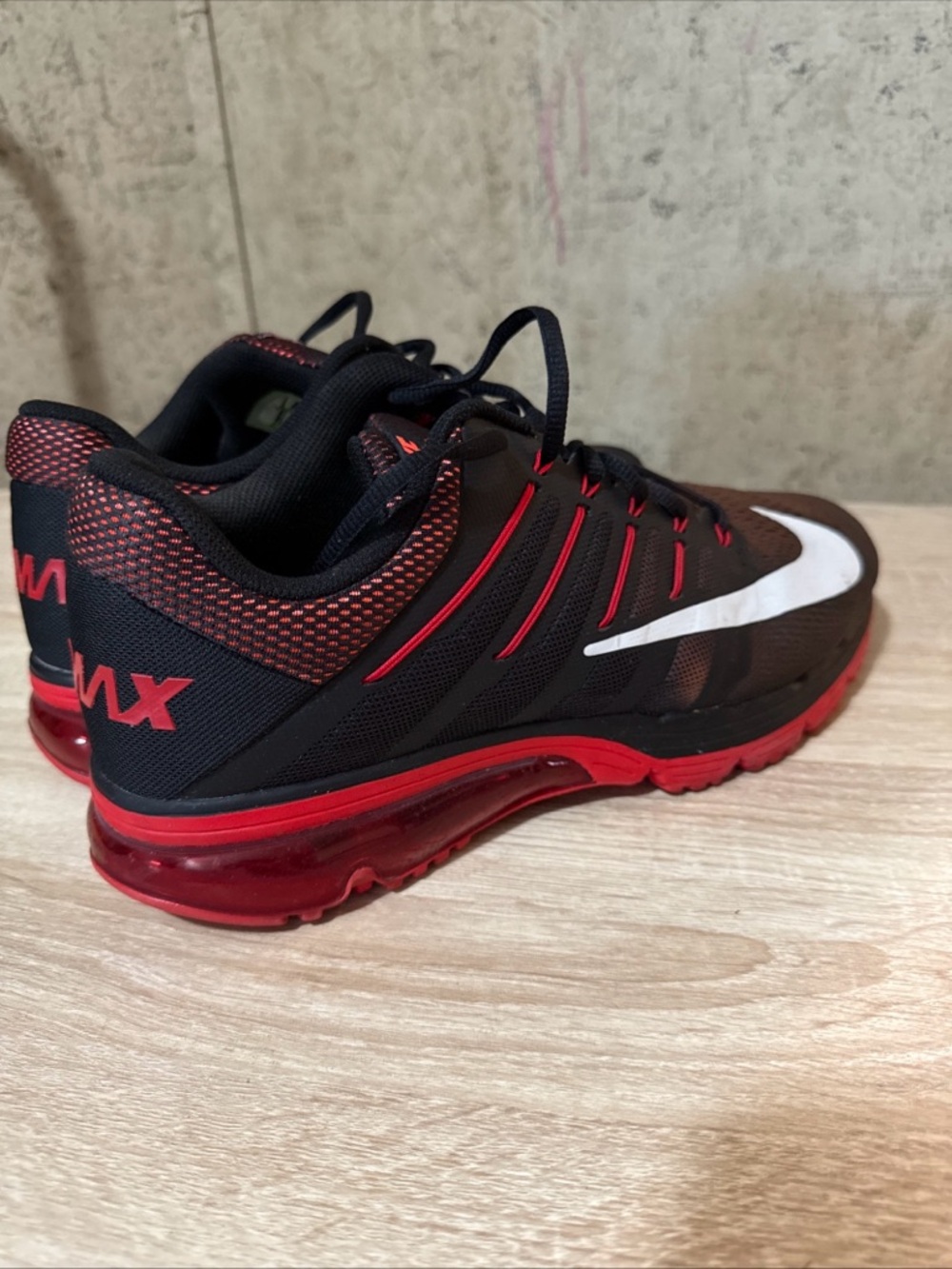 Nike Air Max Men’s Running Shoes - Black/Red